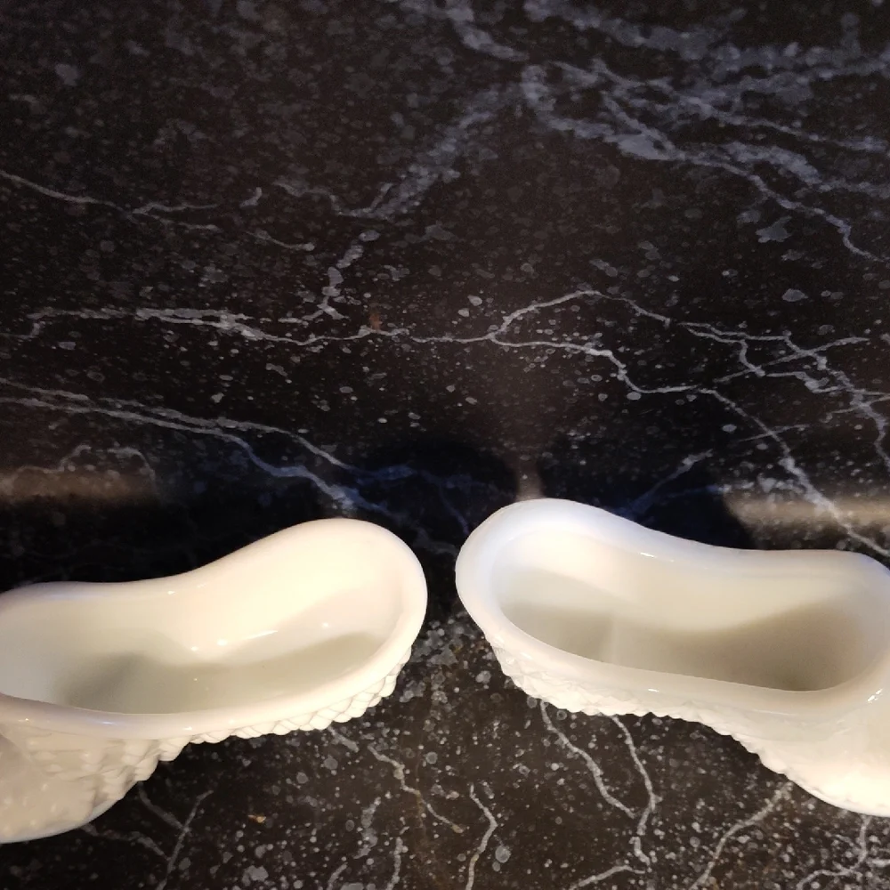 2 Fenton Shoe Slippers Daisy And Button And Cat Hobnail Patterns Milk - Picture 5 of 7